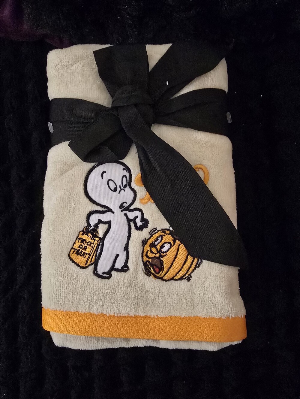Casper Ghost Halloween Embroidered Bath Towel Set